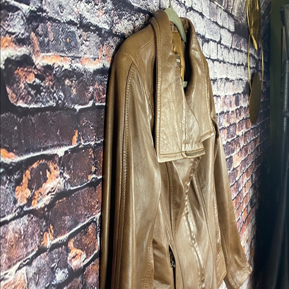 Danier Tan Brown Soft Classic genuine Leather Moto Biker Zip Up Jacket Sz S - Picture 7 of 17
